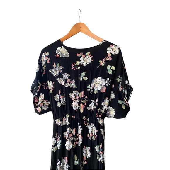 Lovestitch Black Floral Maxi Dress - Picture 3 of 6